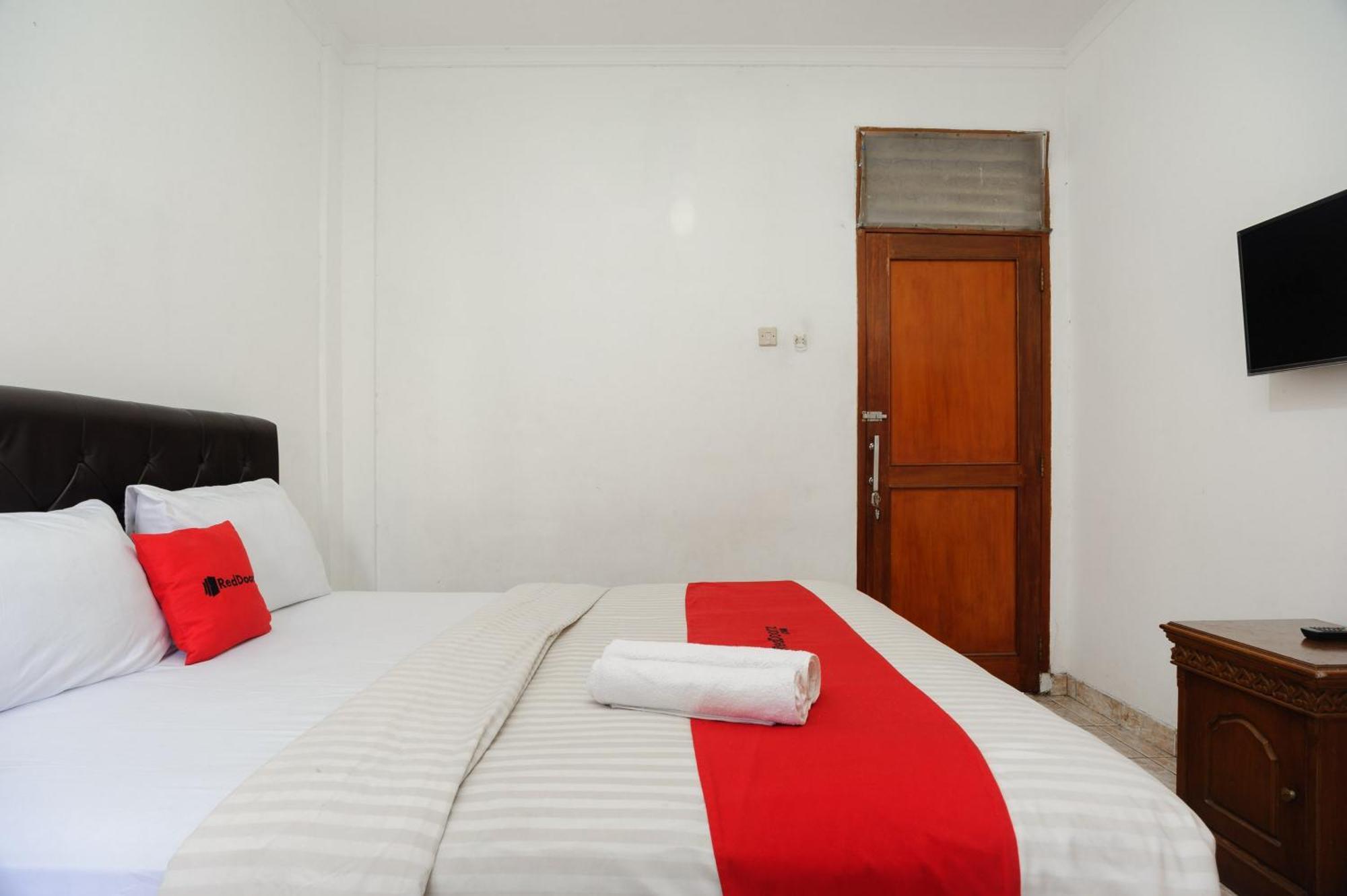 Reddoorz Syariah Near Aeon Mall Tanjung Barat Cakarta Dış mekan fotoğraf