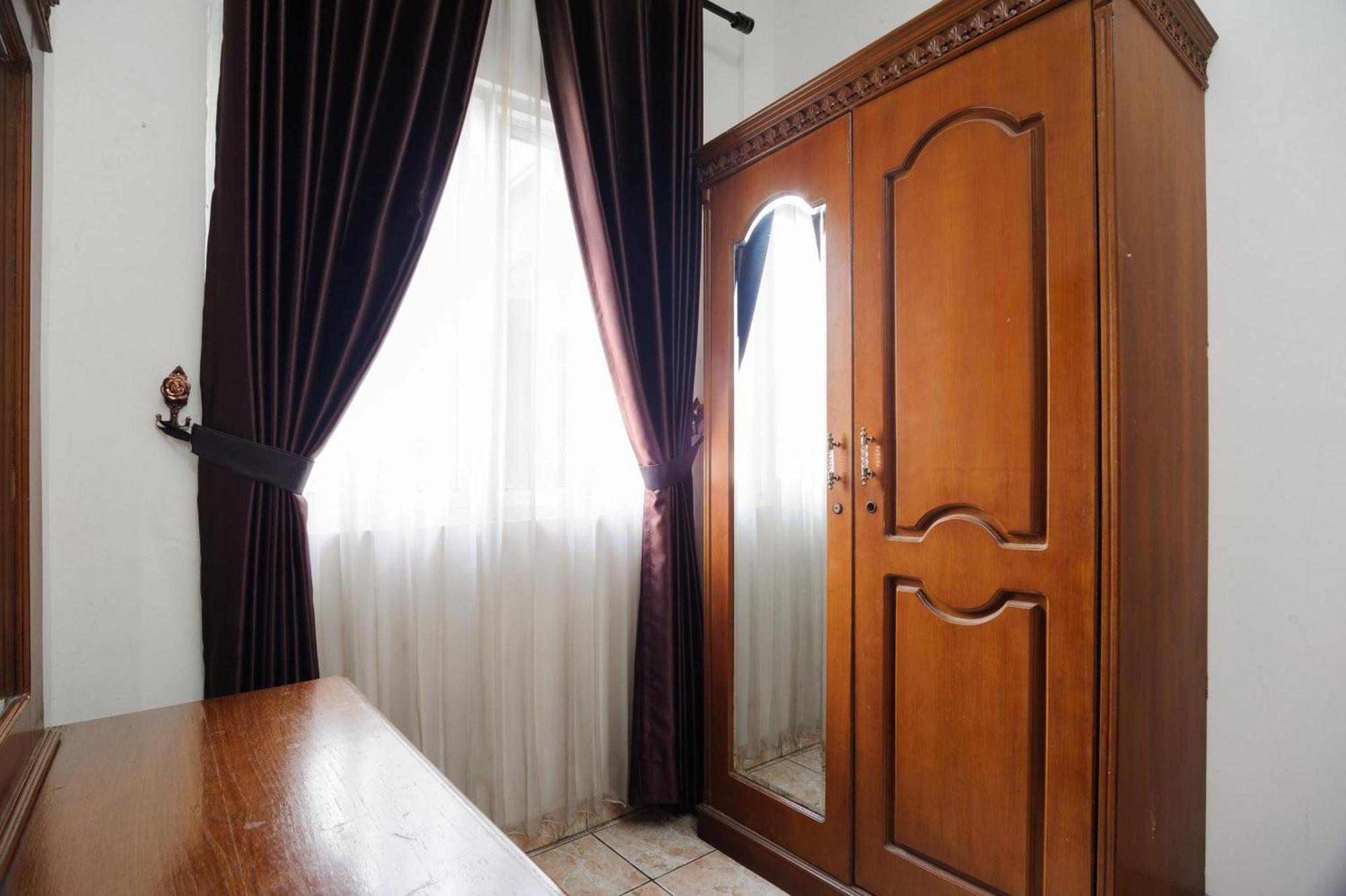 Reddoorz Syariah Near Aeon Mall Tanjung Barat Cakarta Dış mekan fotoğraf