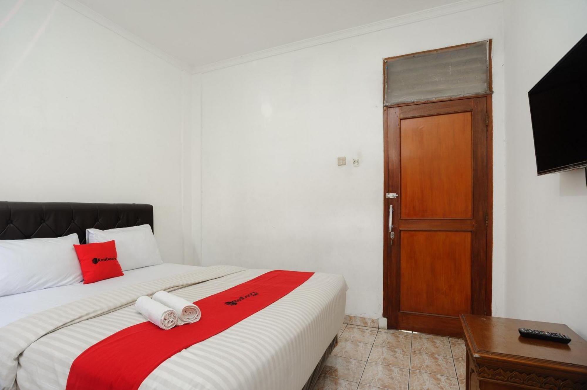 Reddoorz Syariah Near Aeon Mall Tanjung Barat Cakarta Dış mekan fotoğraf