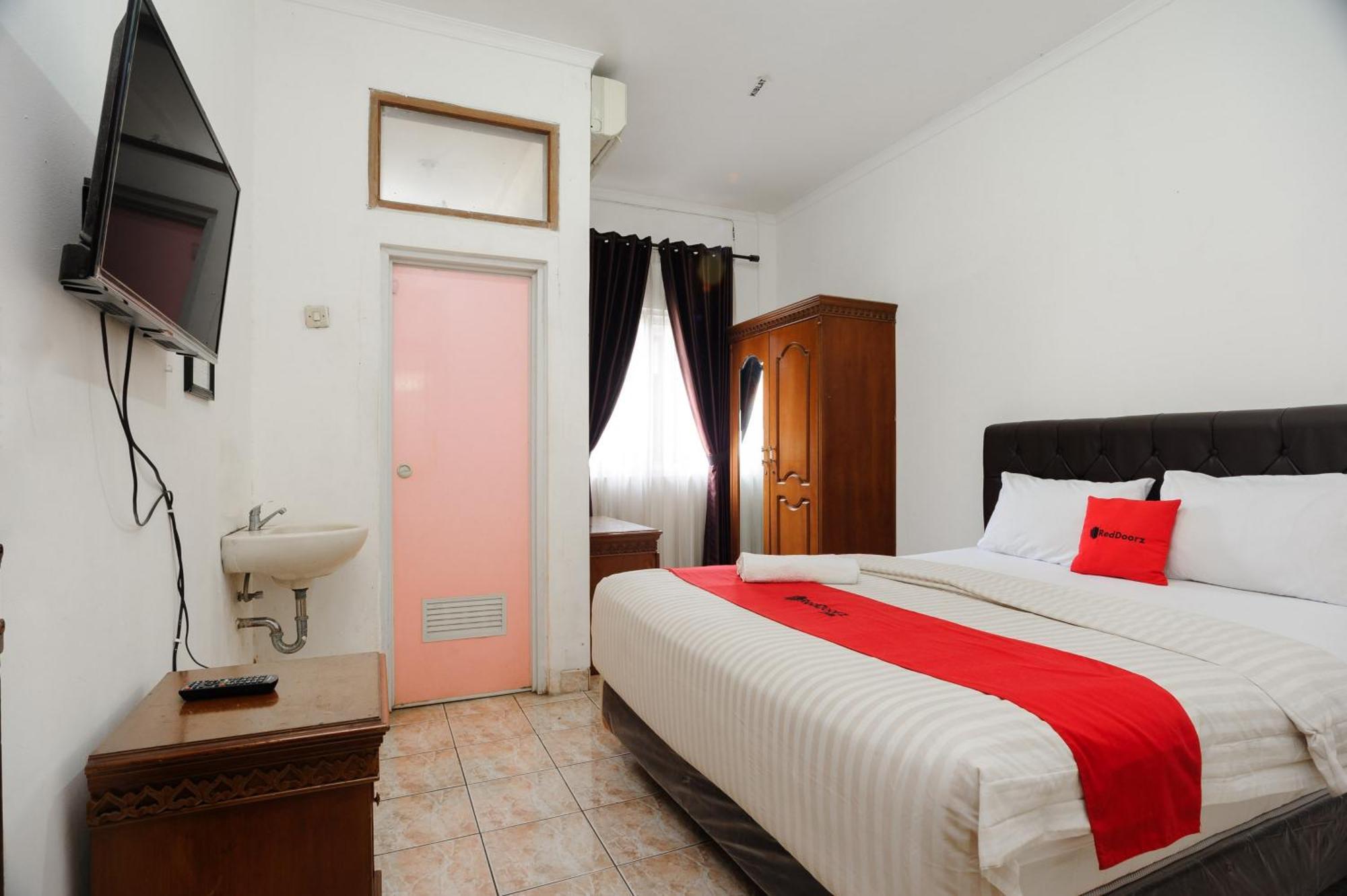 Reddoorz Syariah Near Aeon Mall Tanjung Barat Cakarta Dış mekan fotoğraf