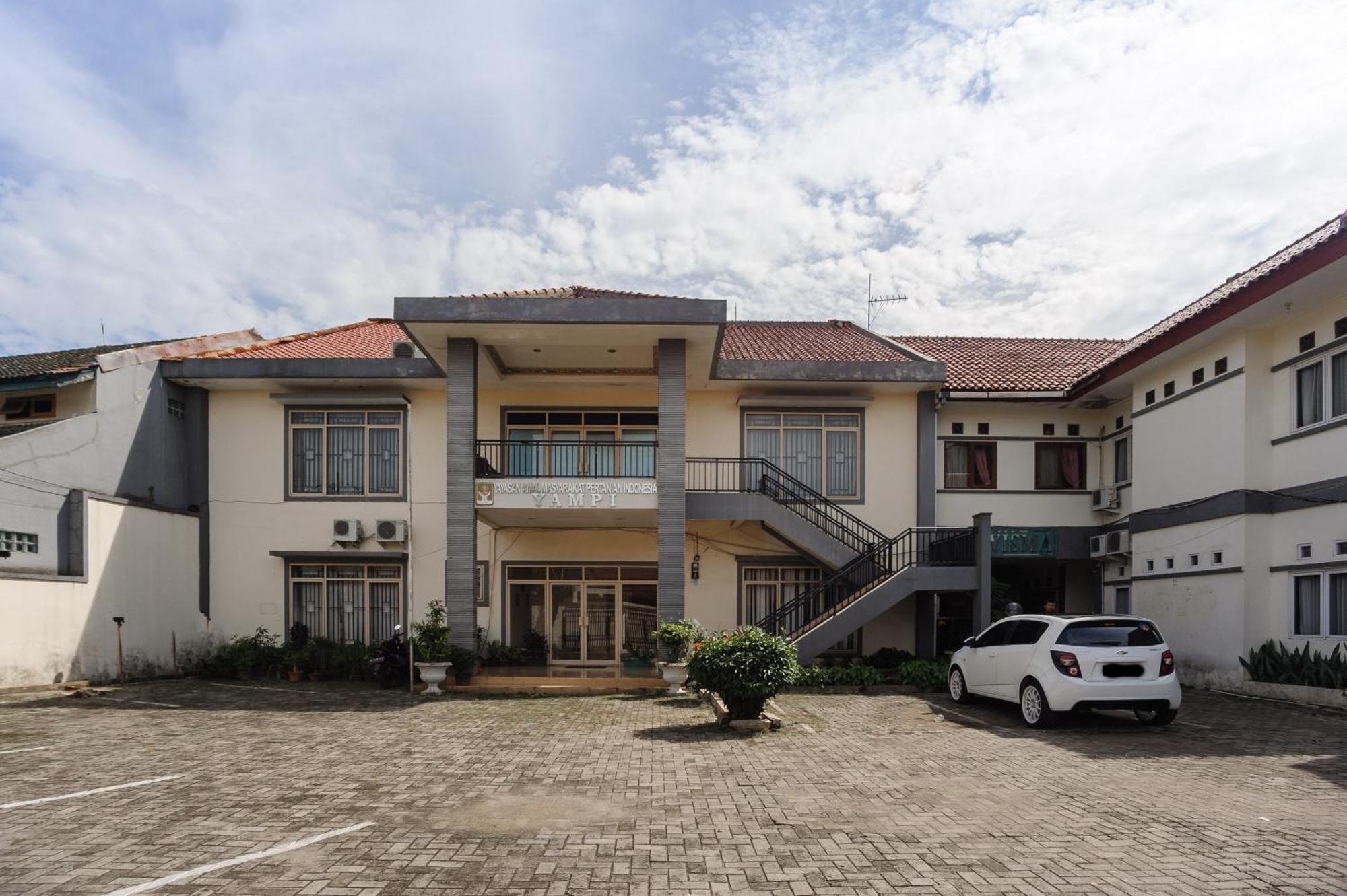 Reddoorz Syariah Near Aeon Mall Tanjung Barat Cakarta Dış mekan fotoğraf